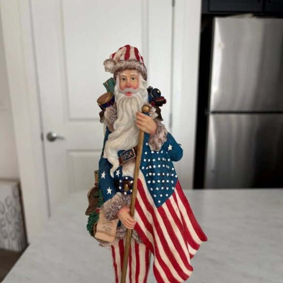 Lenox Star Spangled Santa Figurine: 13" Patriotic Porcelain, 24k Gold Trim - Picture 1 of 3